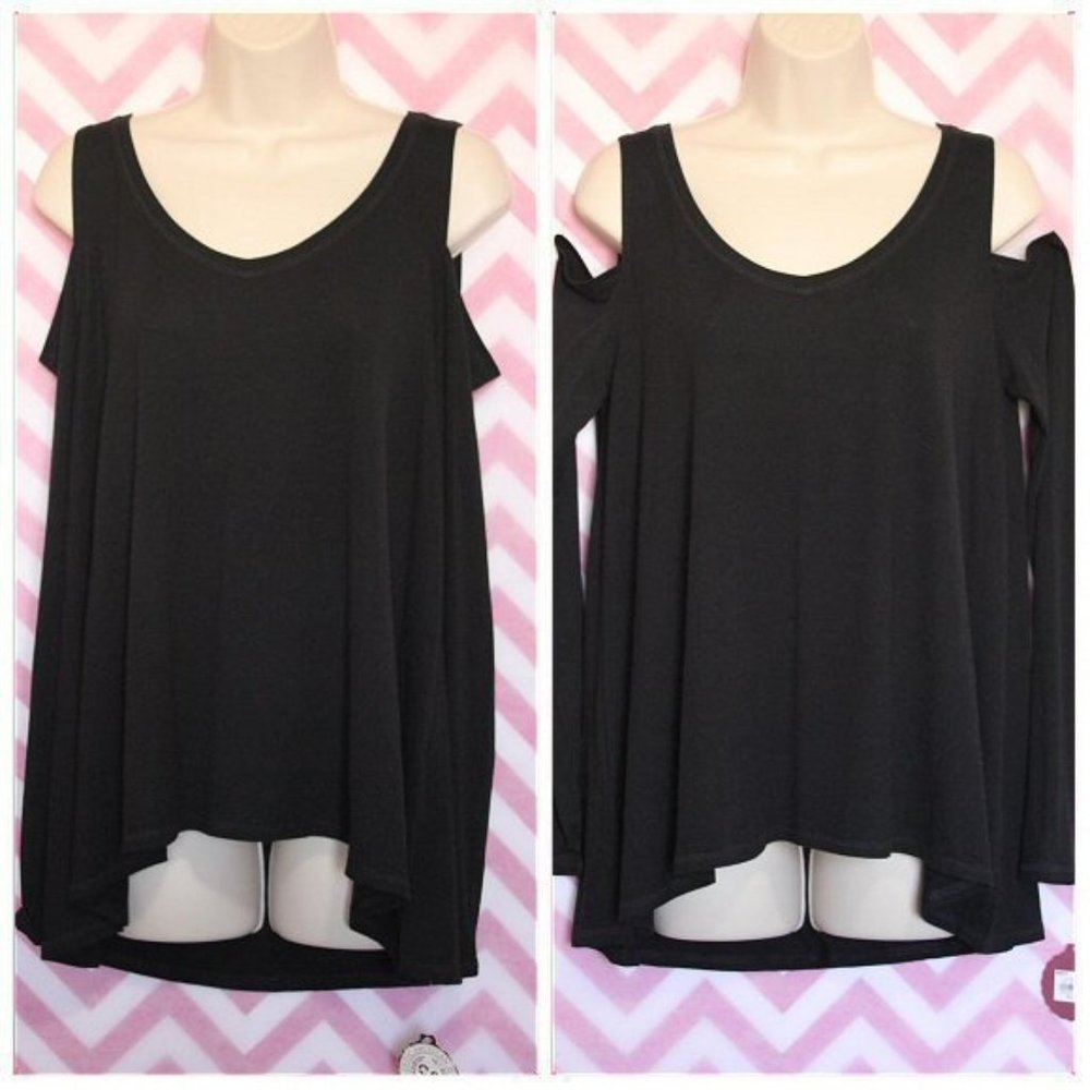 SO Long Sleeve Cold Shoulder Top Size M New